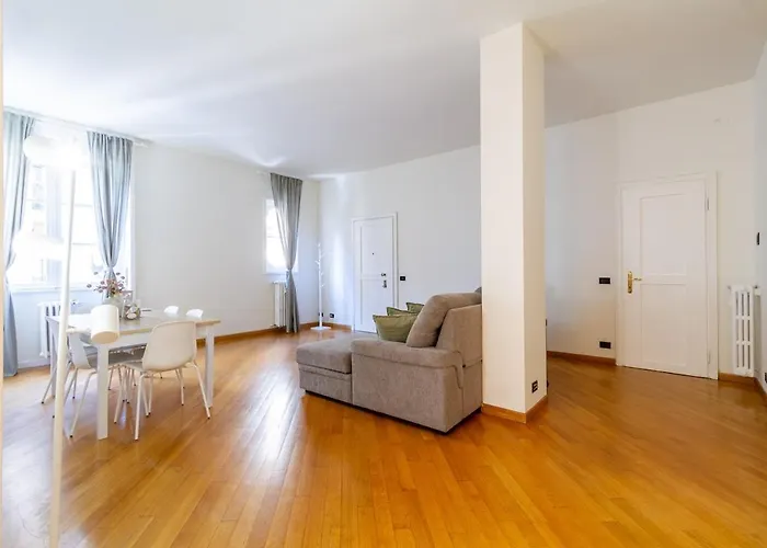 Station 150 Mq Apartment Mailand